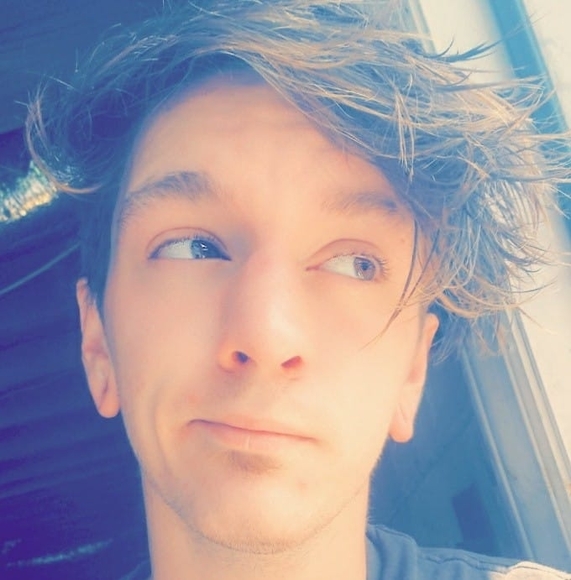 Meet your Posher, Michael - Picture 1 of 1